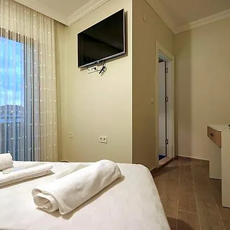 Cunda Demir 3* Ayvalı