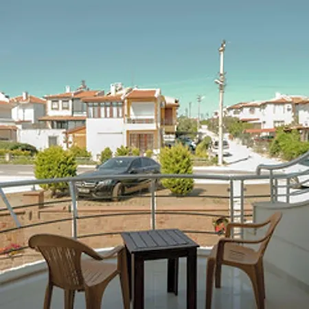 Cunda Demir فندق 3*